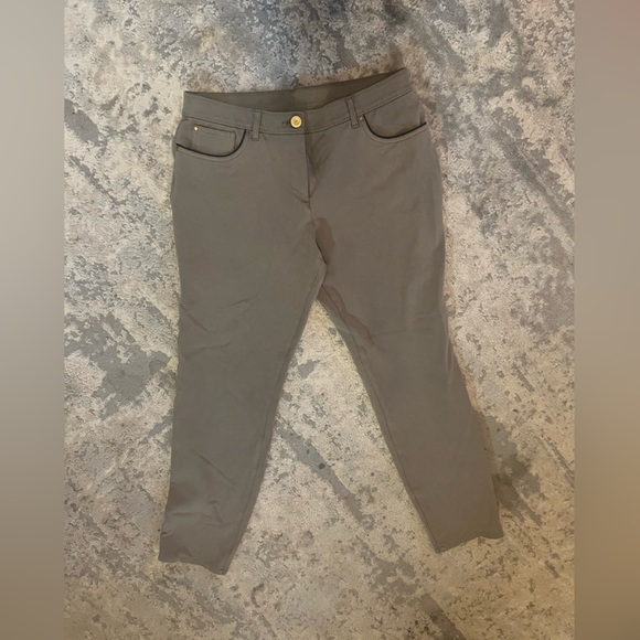 Stylish Tan Pants Chico’s Size 1.5 Slimming Pencil Pant - Picture 2 of 4